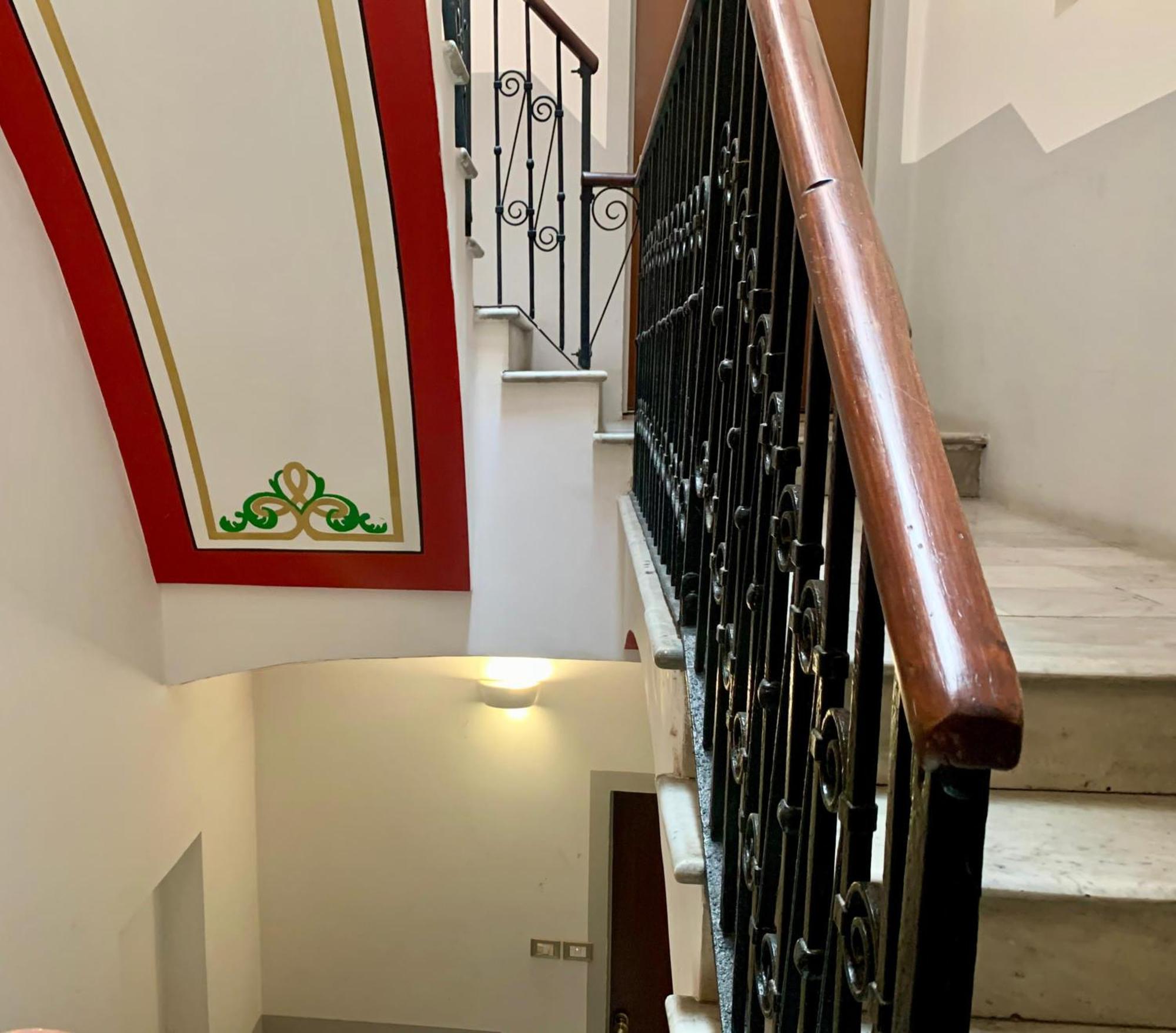 Apartment In The City Centre Кальярі Екстер'єр фото
